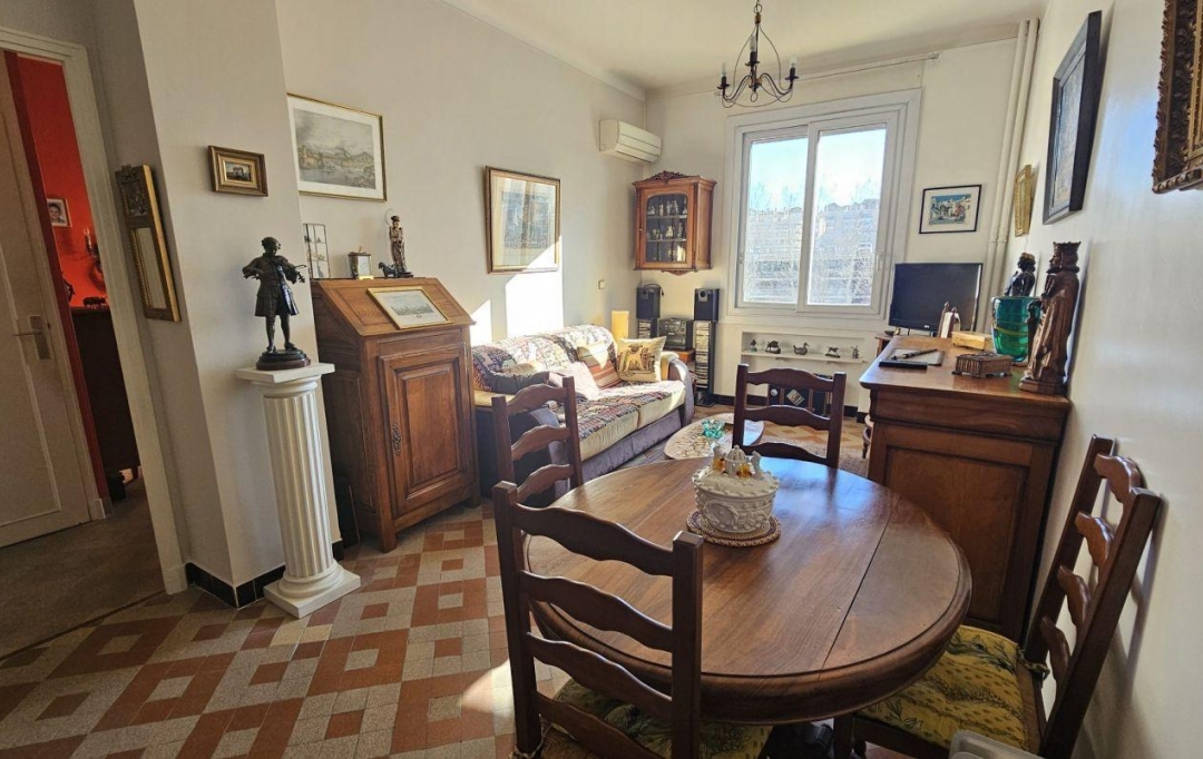 Annonces AUBAGNE : Apartment | MARSEILLE (13004) | 66 m2 | 112 600 € 