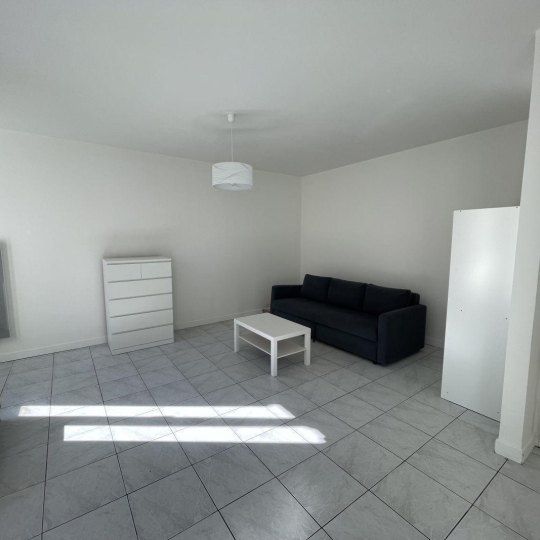  Annonces AUBAGNE : Appartement | MARSEILLE (13004) | 25 m2 | 650 € 