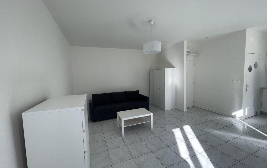 Annonces AUBAGNE : Appartement | MARSEILLE (13004) | 25 m2 | 650 € 