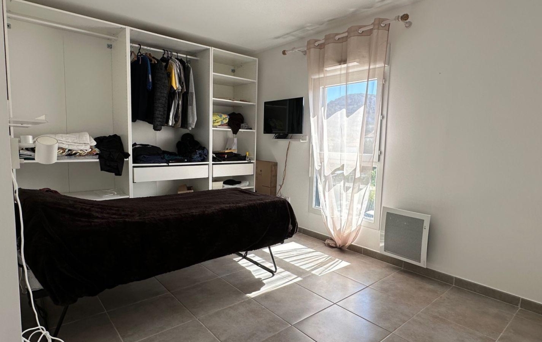 Annonces AUBAGNE : Appartement | MARSEILLE (13009) | 48 m2 | 890 € 