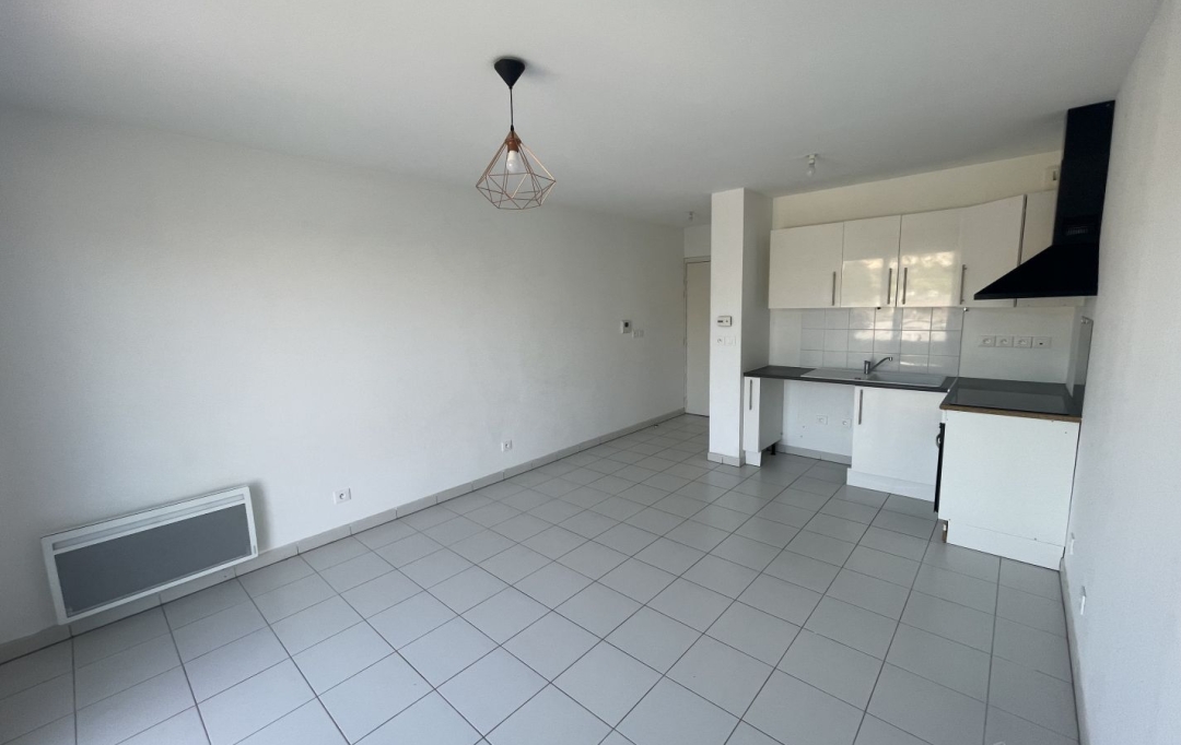 Annonces AUBAGNE : Apartment | PLAN-DE-CUQUES (13380) | 38 m2 | 795 € 
