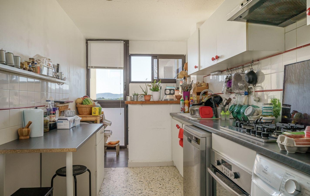 Annonces AUBAGNE : Apartment | MARSEILLE (13013) | 71 m2 | 100 000 € 