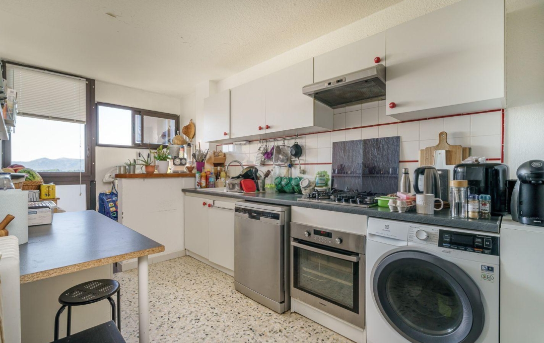 Annonces AUBAGNE : Apartment | MARSEILLE (13013) | 71 m2 | 100 000 € 