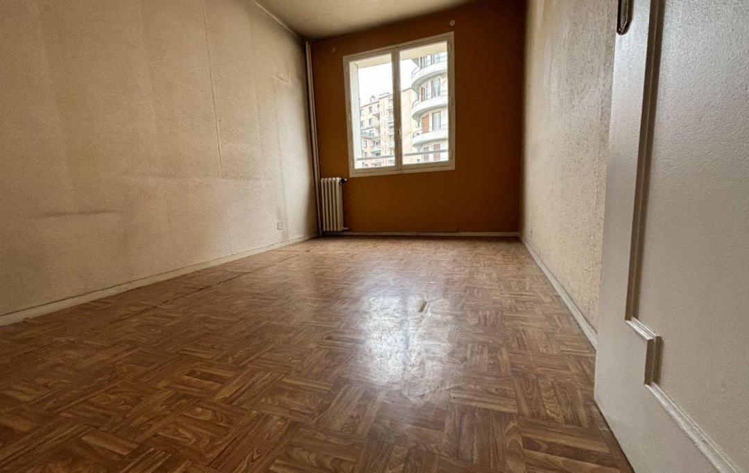 Annonces AUBAGNE : Apartment | MARSEILLE (13004) | 49 m2 | 105 000 € 