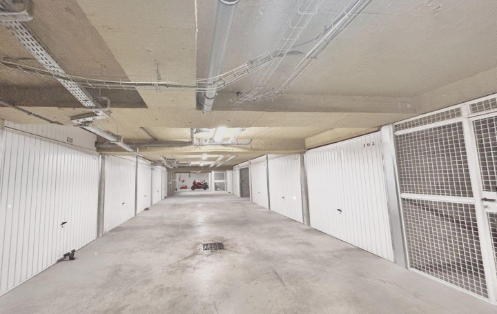  Annonces AUBAGNE Garage / Parking | LA CIOTAT (13600) | 13 m2 | 30 000 € 